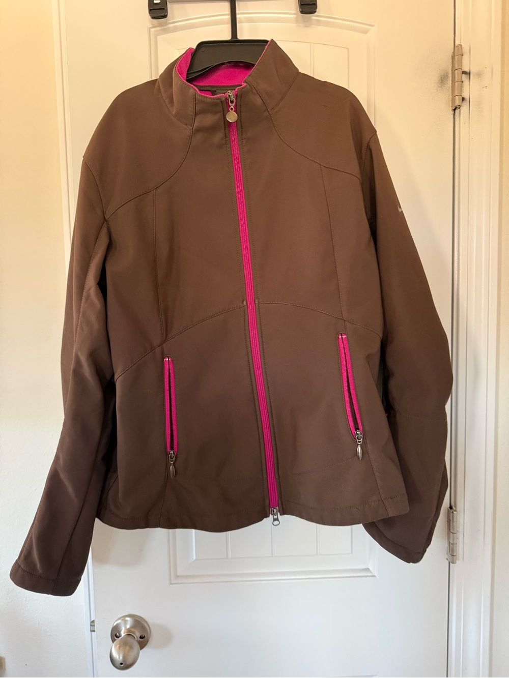 Nike Brown Utility Softshell Jacket with Pink Trim